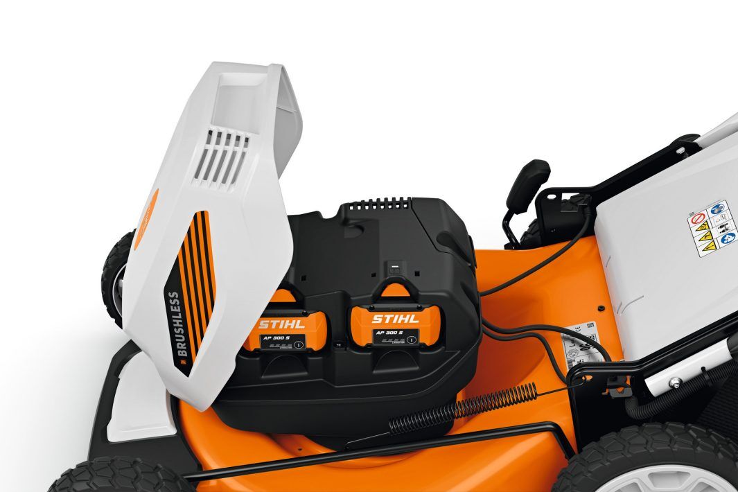 img (32) STIHL RMA 353 V Battery Lawn Mower